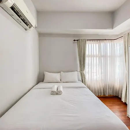 Modern & Gorgeous 2Br Apartment At Newton Residence By Travelio